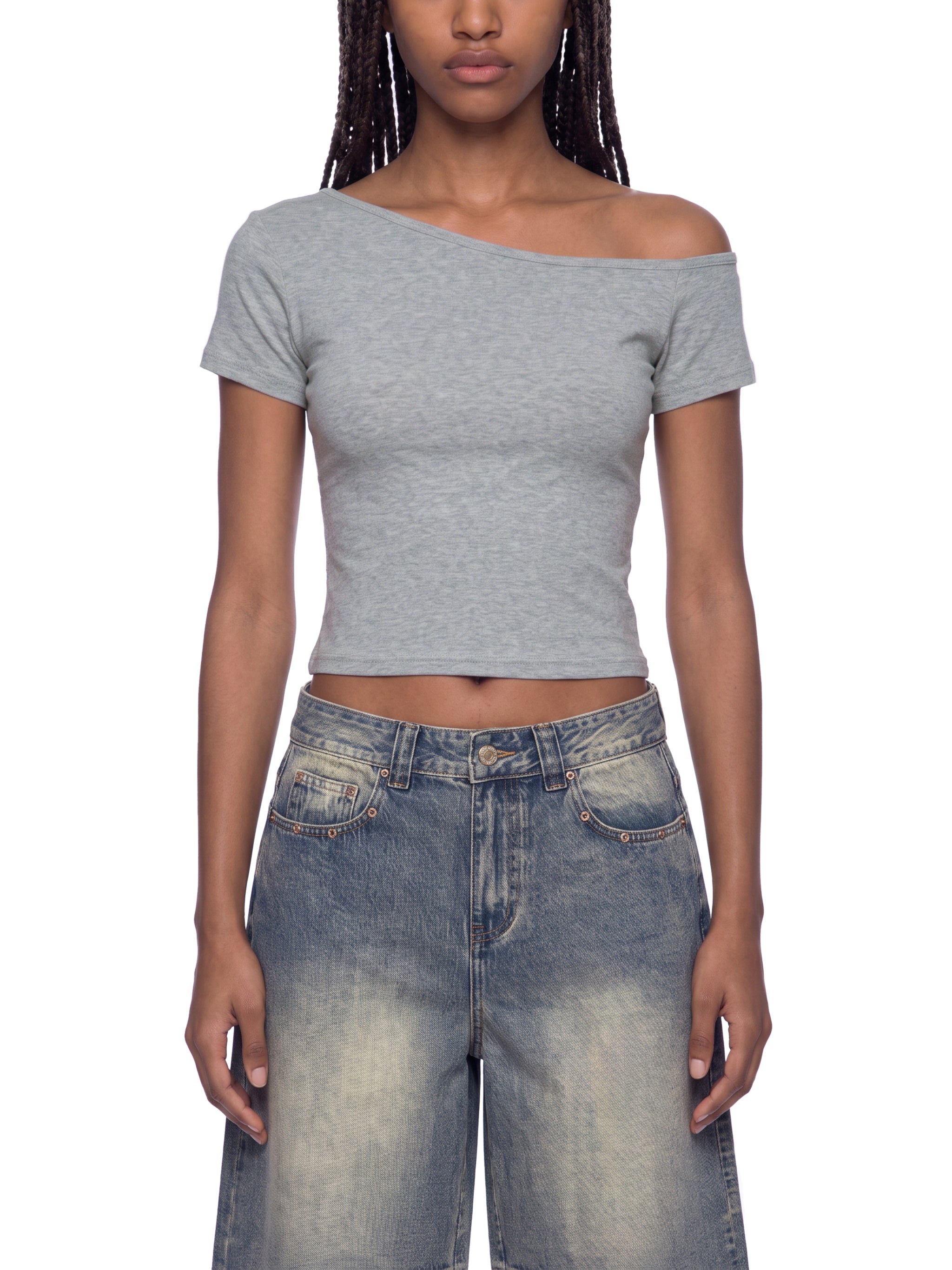 AfroDziak Women’s Off-the-Shoulder Tee